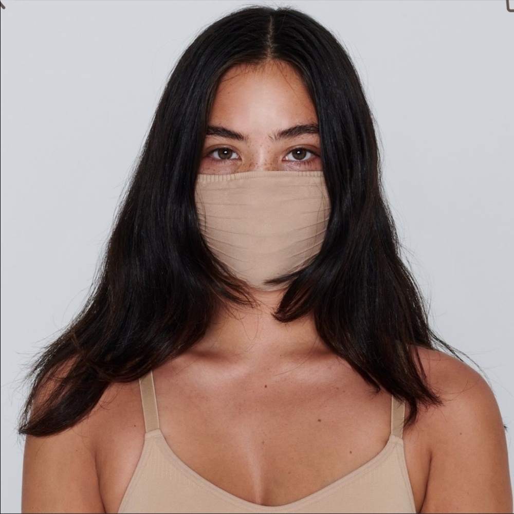 2 Skims Mask